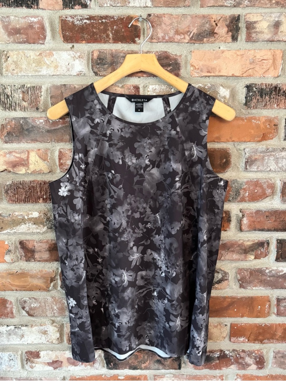 Athleta Gray Black Floral Refined Zephyr Tank Top, M